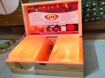 Đèn đá muối massage chân HT003